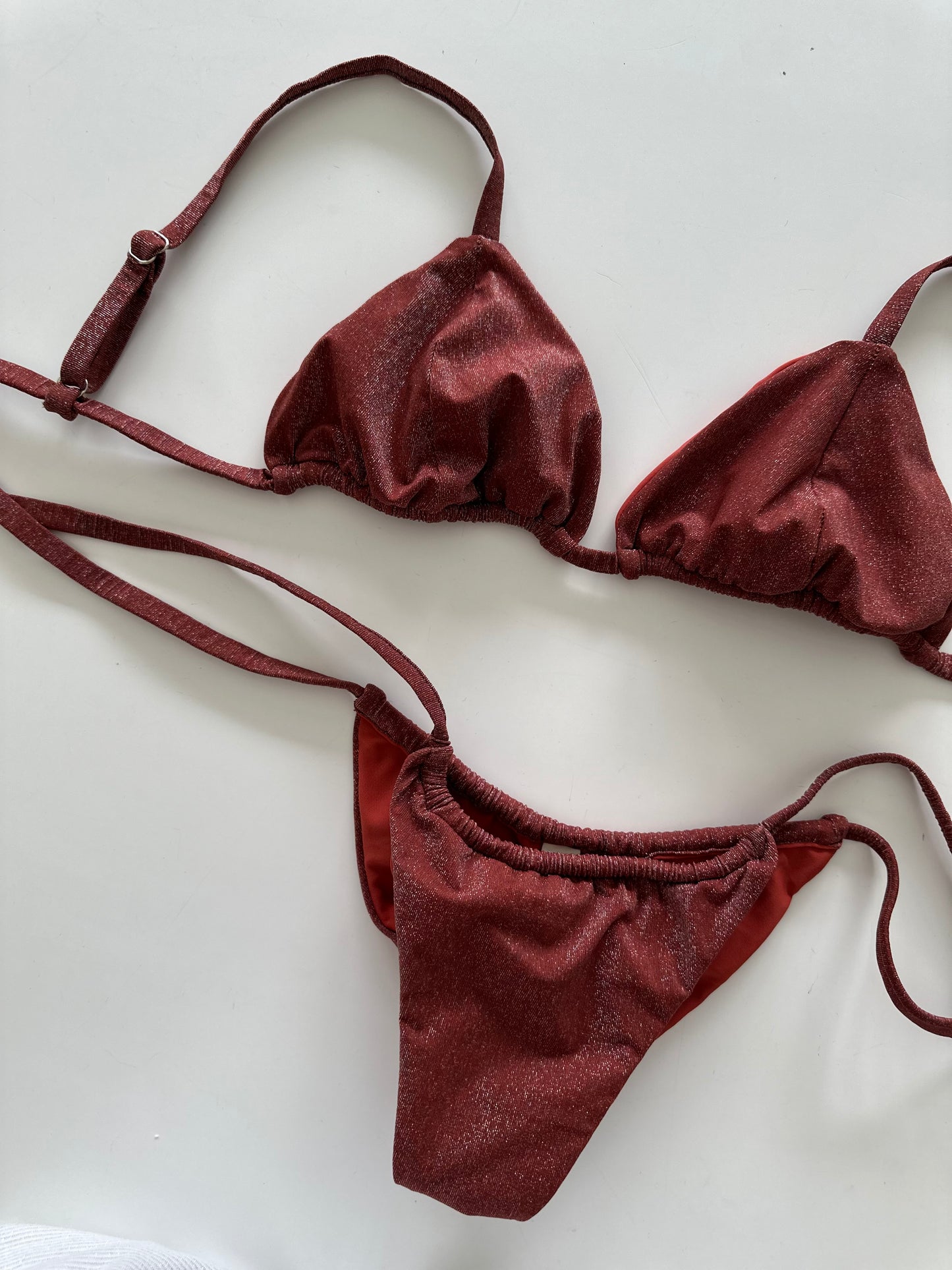 BASIC SHINY SWIMWEAR